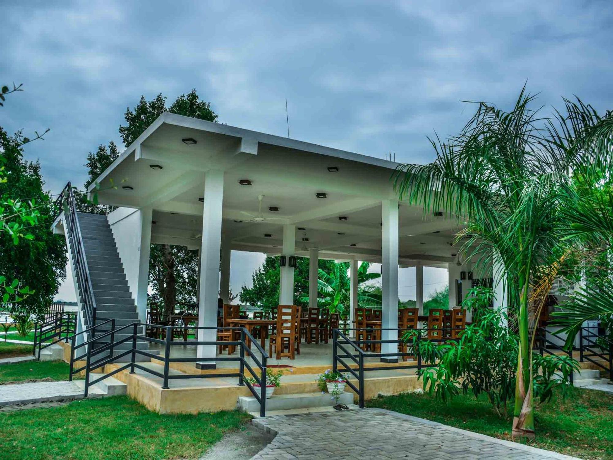 Lake Villa Resort Tissamaharama Kültér fotó