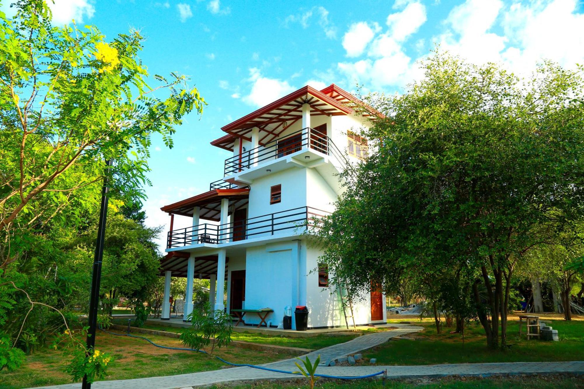 Lake Villa Resort Tissamaharama Kültér fotó